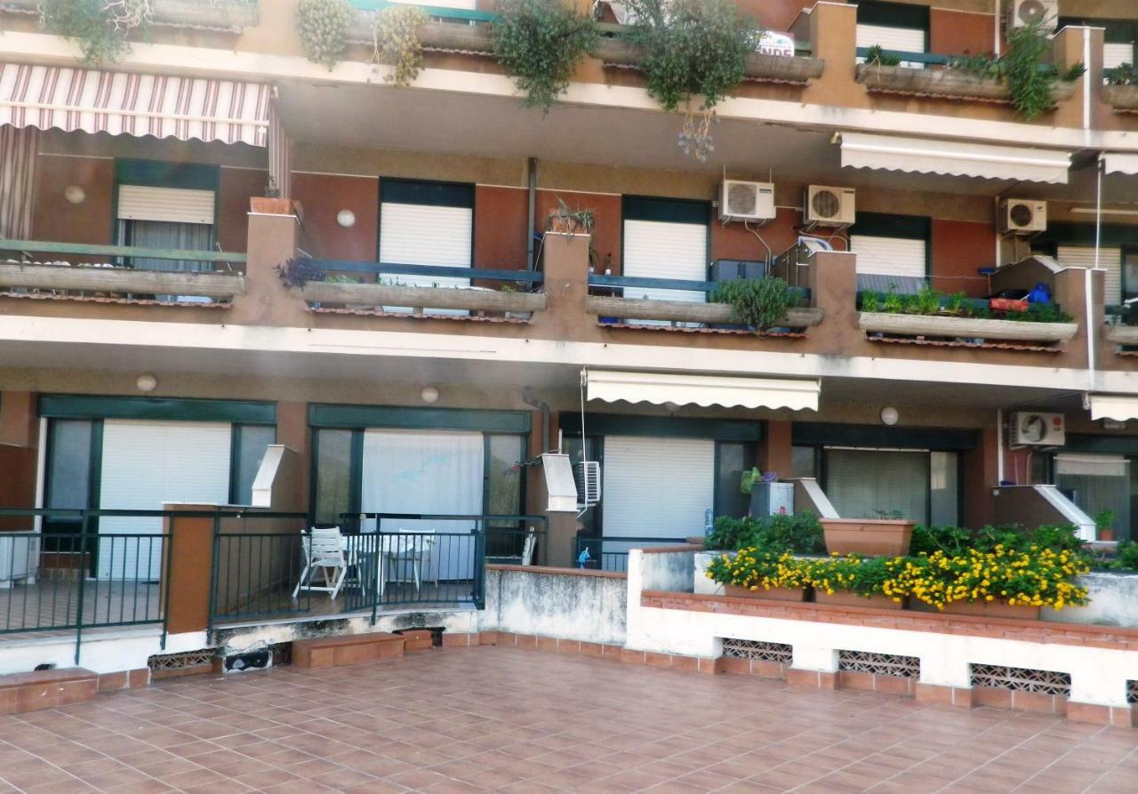 Aparthotel Pietre Nere Giardini Naxos Exteriér fotografie